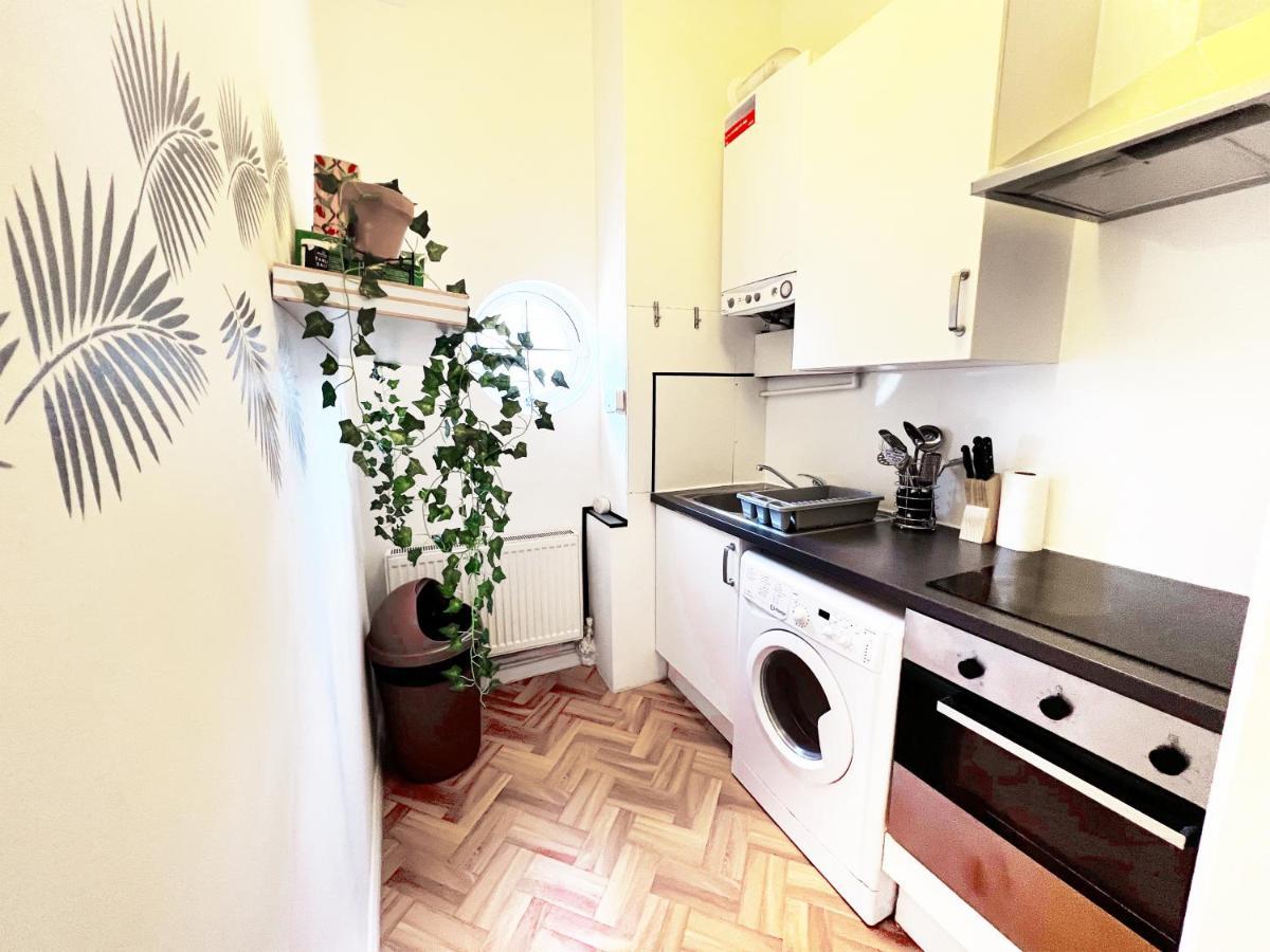 Ultimate Getaway In Camden Town Apartment ลอนดอน ภายนอก รูปภาพ